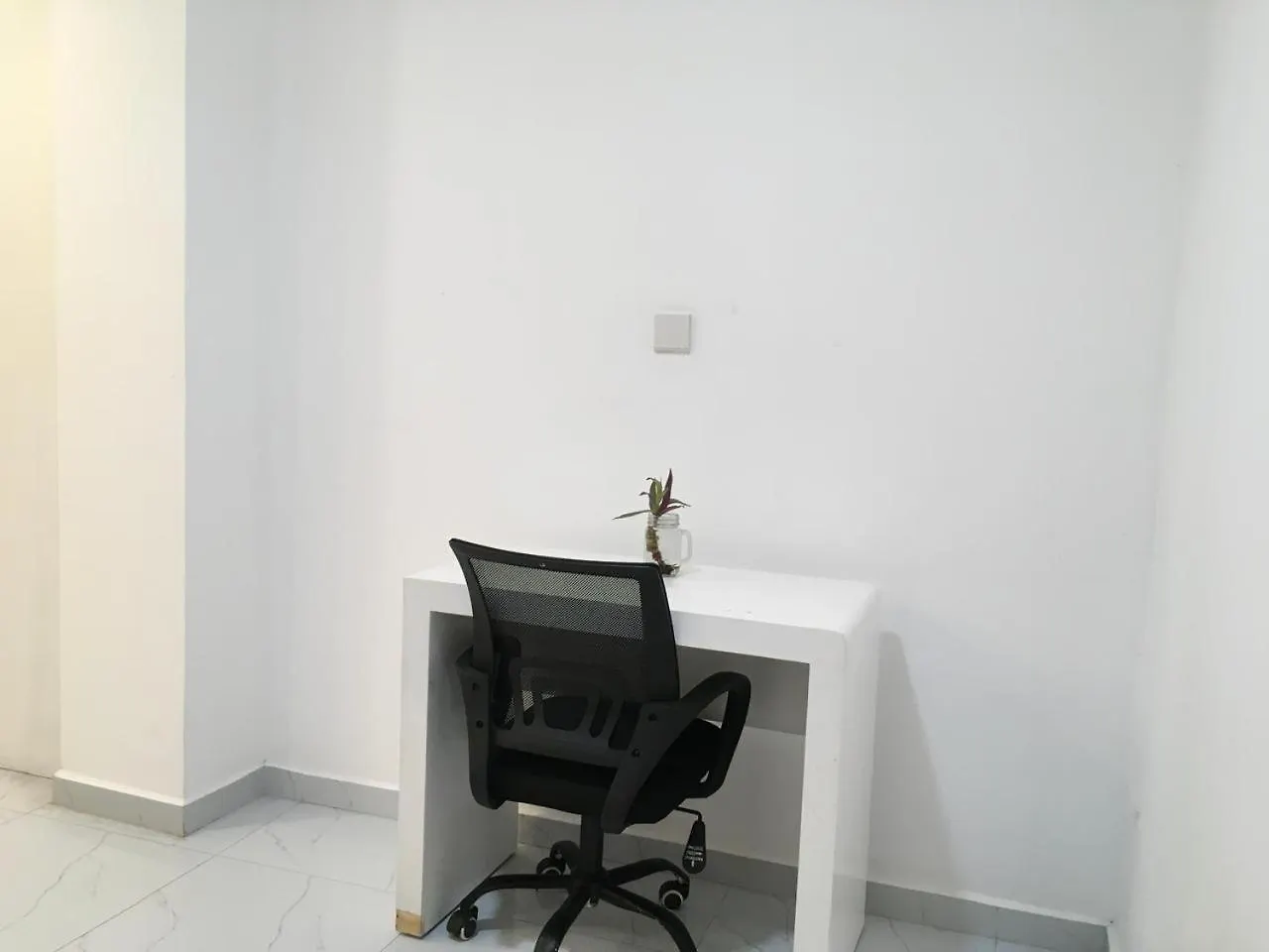 Lavinia Bay Beach Hotel Dehiwala-Mount Lavinia 2*,
